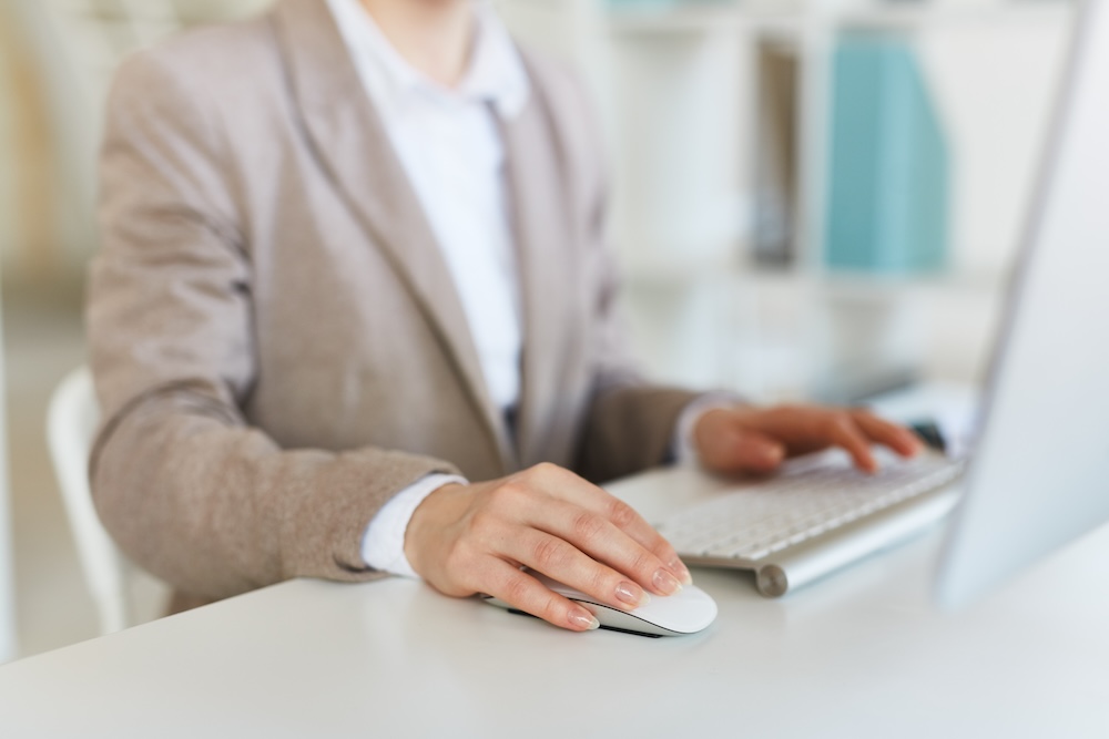 a woman working on the computer